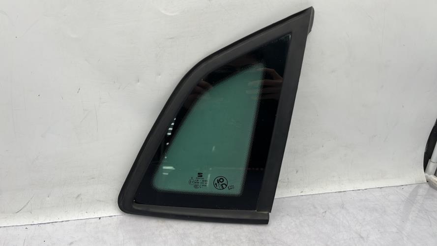 Custode arriere droit SEAT IBIZA 5 PHASE 1 Essence