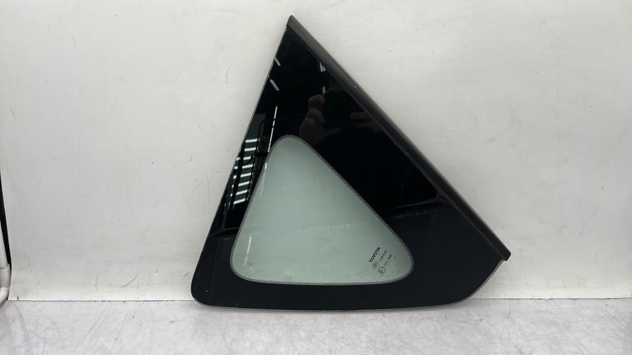 Custode arriere droit TOYOTA VERSO PHASE 1 Diesel