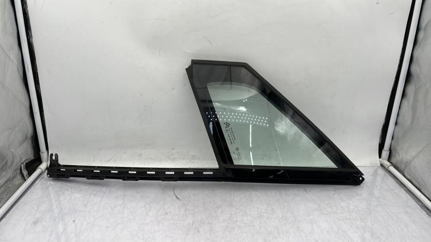 Custode avant gauche CITROEN C4 2 PHASE 1 Diesel