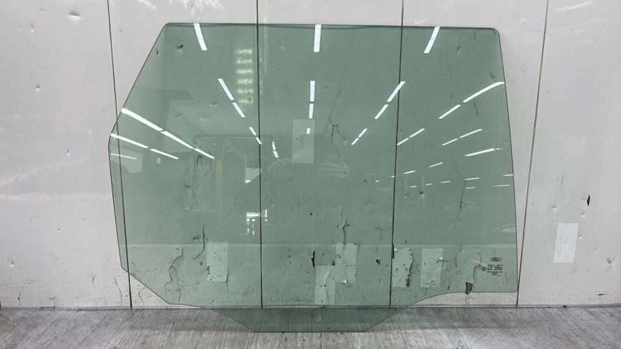 Vitre arriere droit FORD FOCUS 1 BREAK Diesel