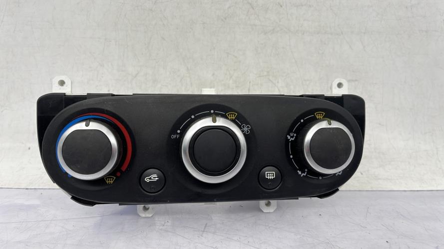 Commande chauffage RENAULT CLIO 4 PHASE 2 Essence