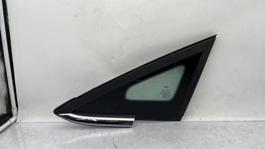 Custode avant gauche FORD FIESTA 6 PHASE 2 Diesel