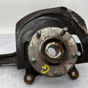 Fusee avant gauche NISSAN QASHQAI 1 PHASE 2 Diesel