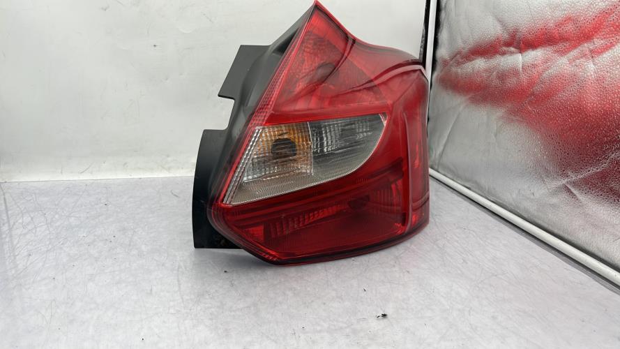 Feu arriere principal droit (feux) FORD FOCUS 3 PHASE 1 Diesel