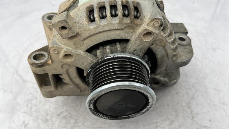 Alternateur TOYOTA VERSO PHASE 1 Diesel