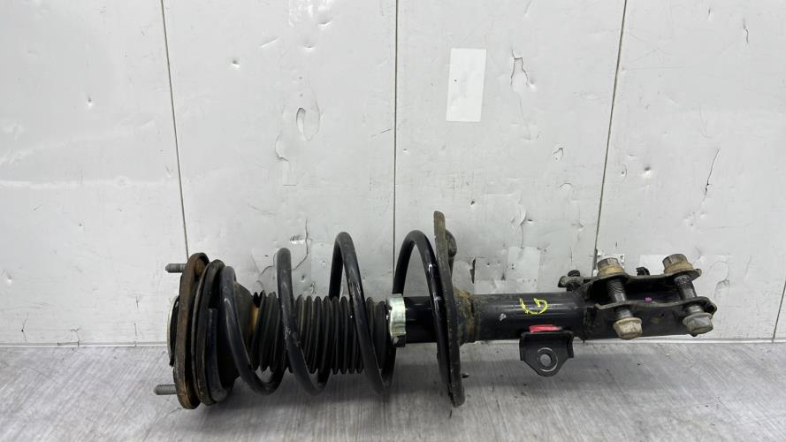 Amortisseur avant gauche TOYOTA VERSO PHASE 1 Diesel