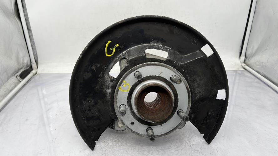 Fusee avant gauche CHEVROLET CRUZE BREAK Diesel