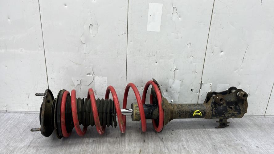 Amortisseur avant droit TOYOTA YARIS 1 PHASE 1 Essence