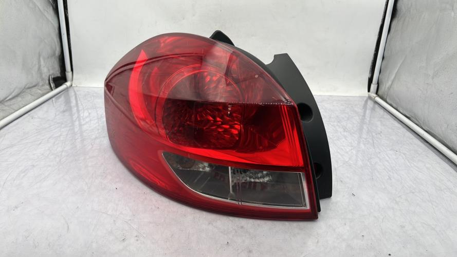 Feu arriere principal gauche (feux) RENAULT CLIO 3 PHASE 1 BREAK Diesel