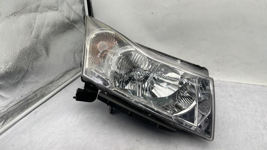 Optique avant principal droit (feux)(phare) CHEVROLET CRUZE BREAK Diesel