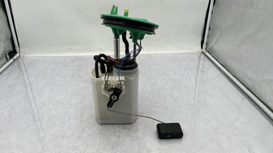 Pompe immergee VOLKSWAGEN GOLF SPORTSVAN PHASE 1 Essence