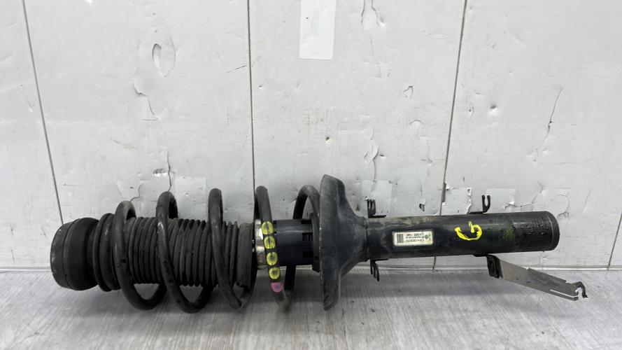 Amortisseur avant gauche VOLKSWAGEN GOLF 4 Essence