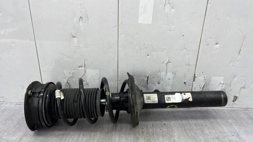 Amortisseur avant droit VOLKSWAGEN GOLF SPORTSVAN PHASE 1 Essence