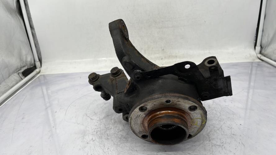 Fusee avant gauche RENAULT CAPTUR 1 PHASE 2 Essence