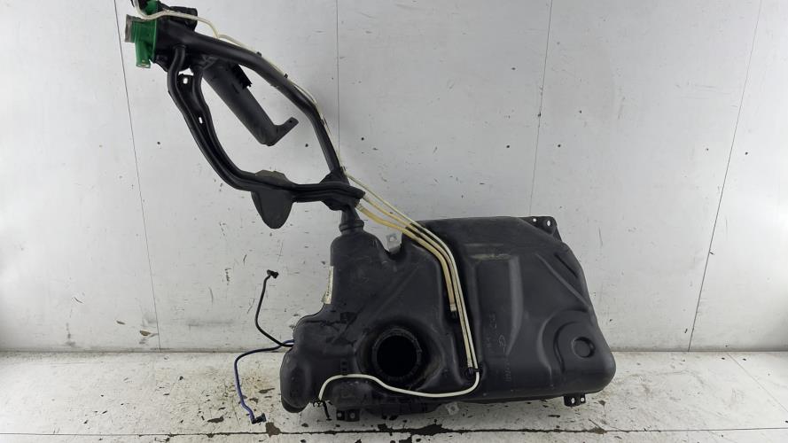 Reservoir VOLKSWAGEN POLO 4 PHASE 1 Essence