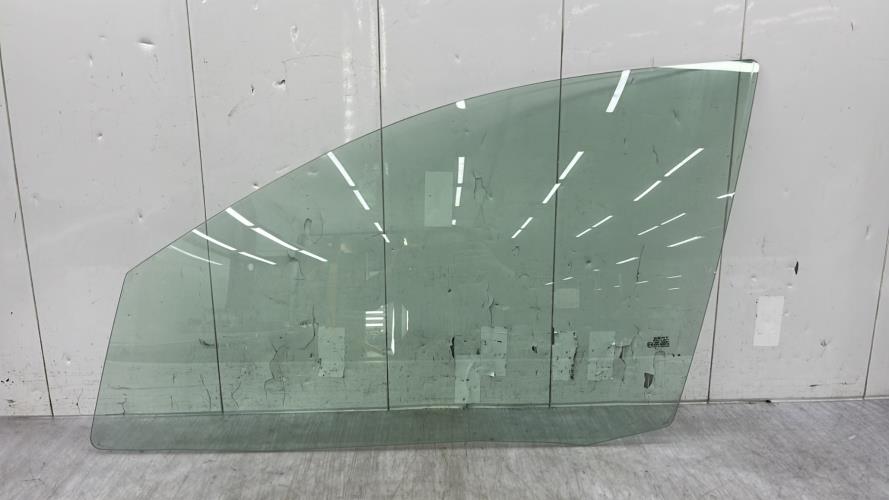 Vitre avant gauche SEAT IBIZA 3 PHASE 2 Diesel