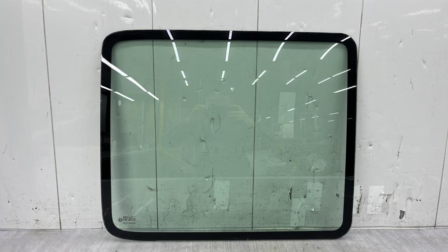 Custode arriere gauche CITROEN BERLINGO 1 PHASE 1 Diesel