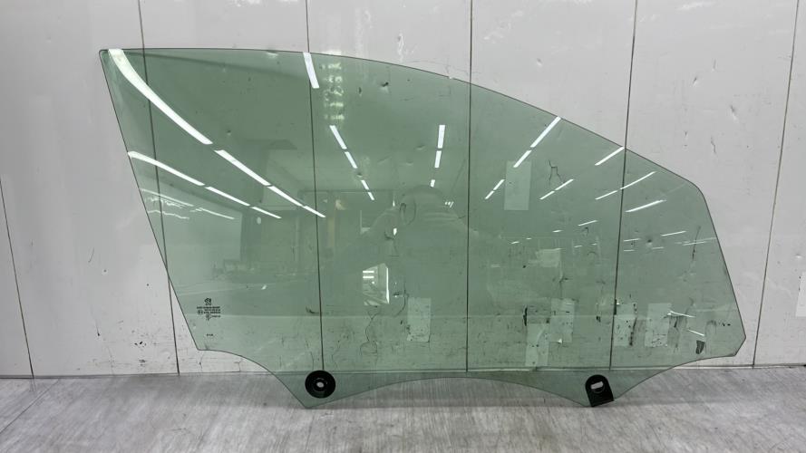 Vitre avant droit PEUGEOT 308 2 PHASE 2 Diesel