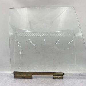 Vitre arriere droit PEUGEOT 205 PHASE 2 Essence