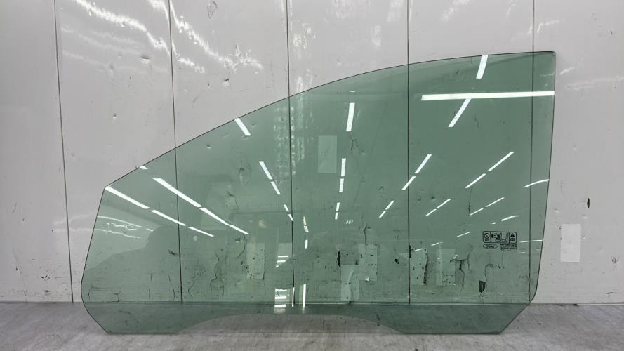 Vitre avant gauche FORD FOCUS 2 PHASE 1 Diesel