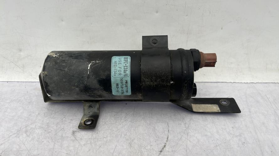 Bouteille deshydratante MITSUBISHI L 200 2 Diesel