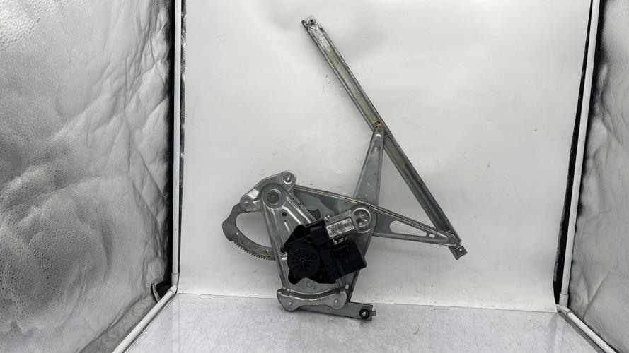 Leve vitre electrique avant droit RENAULT MEGANE 3 PHASE 3 Diesel