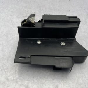 Serrure avant droit DACIA SANDERO 3 Essence/GPL