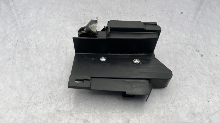 Serrure avant droit DACIA SANDERO 3 Essence/GPL