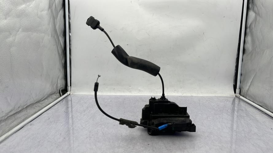 Serrure avant droit RENAULT MEGANE 3 PHASE 3 Diesel