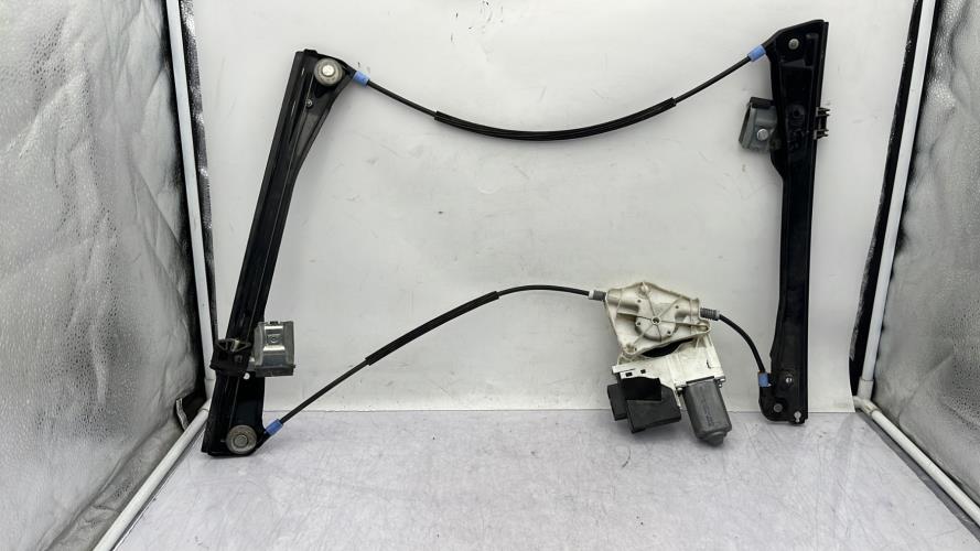 Leve vitre electrique avant gauche SEAT IBIZA 3 PHASE 2 Diesel