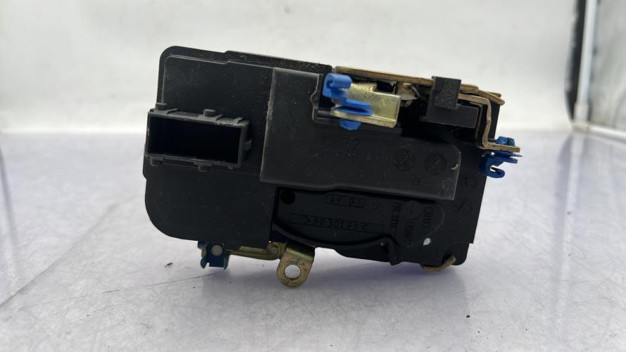 Serrure avant droit CITROEN BERLINGO 1 PHASE 1 Diesel