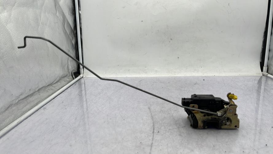 Serrure avant droit RENAULT KANGOO 1 PHASE 1 Essence