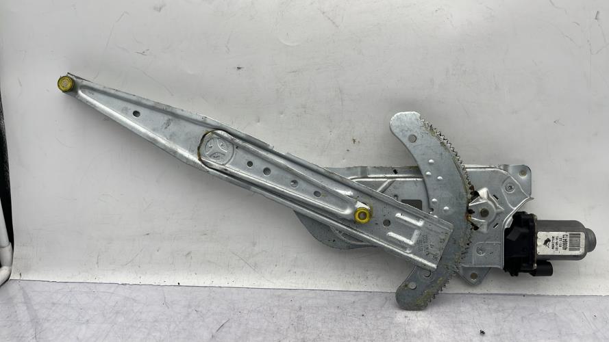 Leve vitre electrique avant droit RENAULT KANGOO 1 PHASE 1 Essence