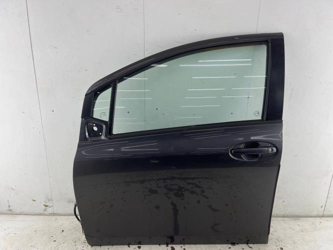Porte avant gauche TOYOTA YARIS 2 PHASE 2 Essence