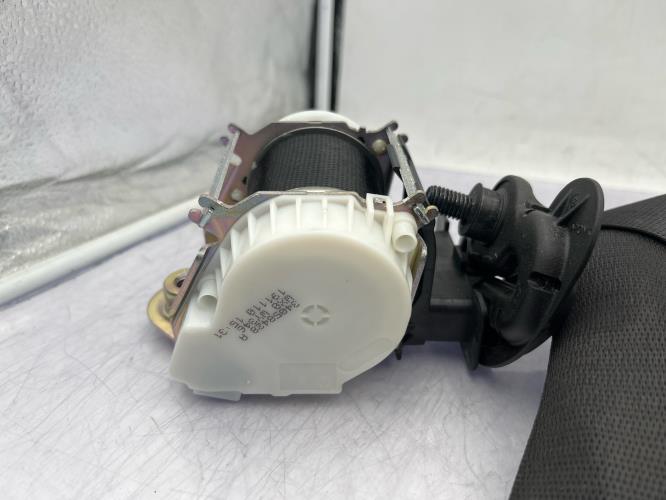 Ceinture avant droit BMW X1 E84 PHASE 1 Diesel