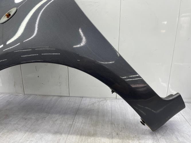 Aile avant gauche TOYOTA YARIS 2 PHASE 2 Essence