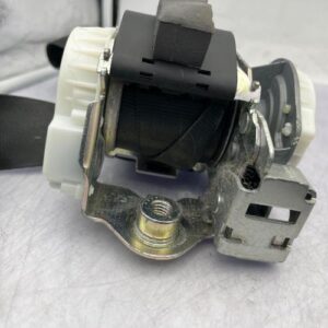 Ceinture avant gauche FORD FIESTA 6 PHASE 2 Essence