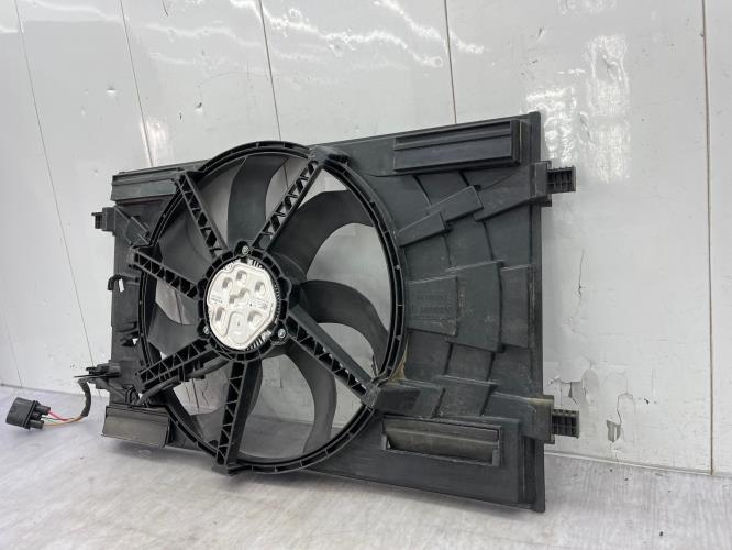 Moto ventilateur radiateur VOLKSWAGEN GOLF SPORTSVAN PHASE 1 Essence