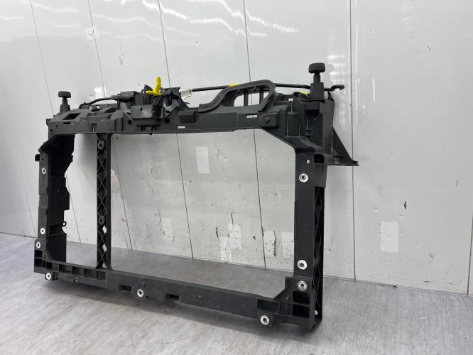 Armature avant, Masque avant FORD B-MAX Essence