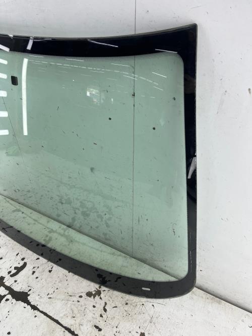 Pare brise PEUGEOT 206 PHASE 1 Essence