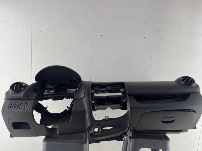 Tableau de bord RENAULT CLIO 4 PHASE 1 BREAK Diesel