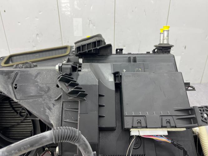 Bloc chauffage TOYOTA YARIS 2 PHASE 2 Diesel