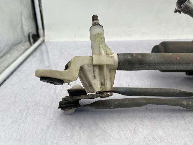 Moteur essuie glace avant SUZUKI SWIFT 3 Diesel