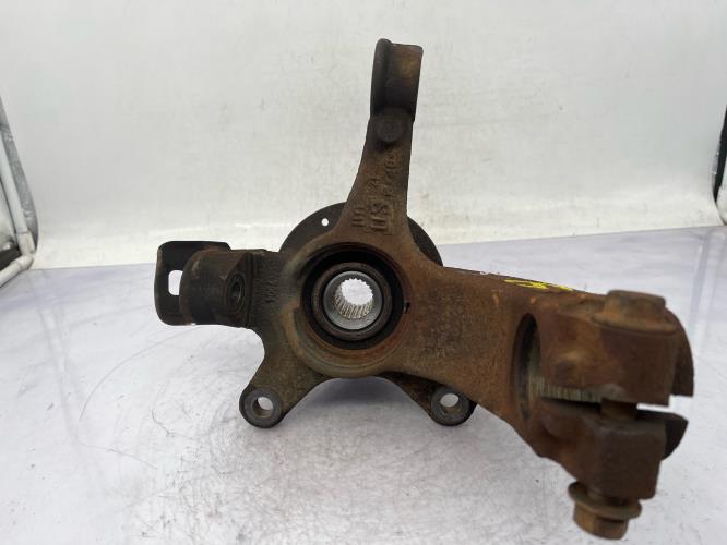 Fusee avant gauche TOYOTA AYGO 1 PHASE 2 Essence