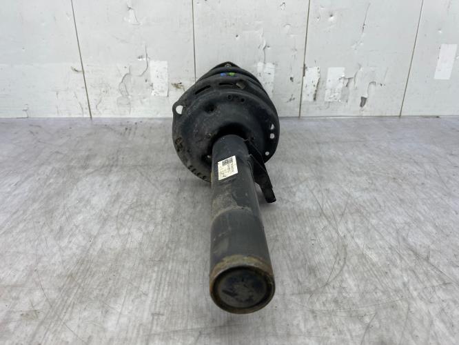 Amortisseur avant droit VOLKSWAGEN GOLF 7 PHASE 2 BREAK Diesel