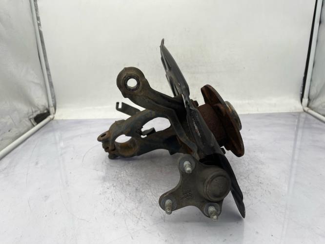 Fusee avant droit VOLKSWAGEN GOLF 7 PHASE 2 BREAK Diesel