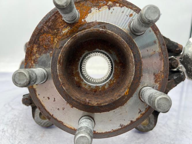 Fusee avant gauche FORD S-MAX 1 PHASE 1 Diesel