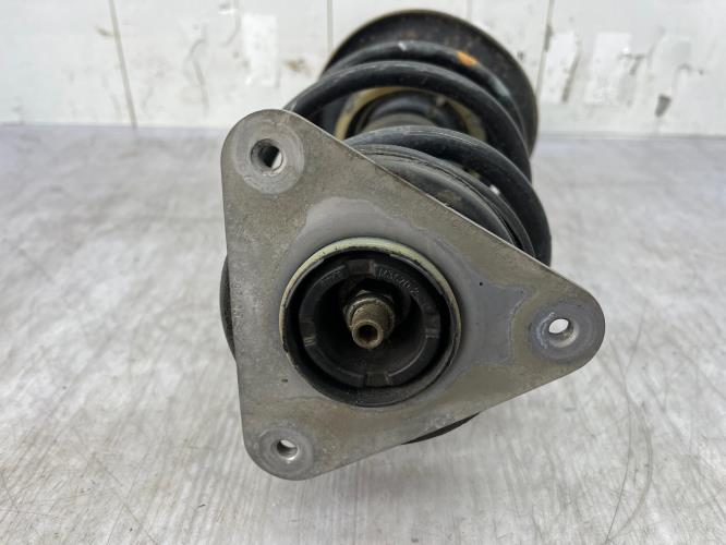 Amortisseur avant gauche RENAULT CLIO 4 PHASE 1 Essence