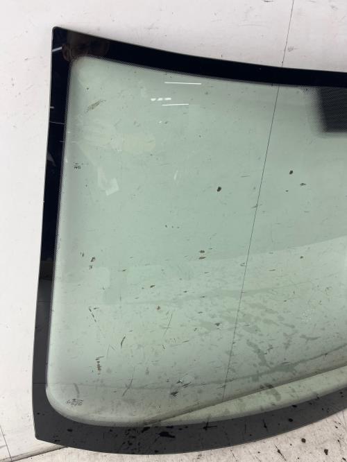 Pare brise VOLKSWAGEN GOLF 5