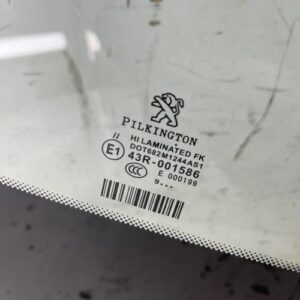 Pare brise PEUGEOT 208 1 PHASE 2 Diesel